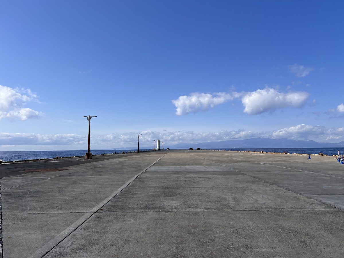 伊豆大島の港の広がり